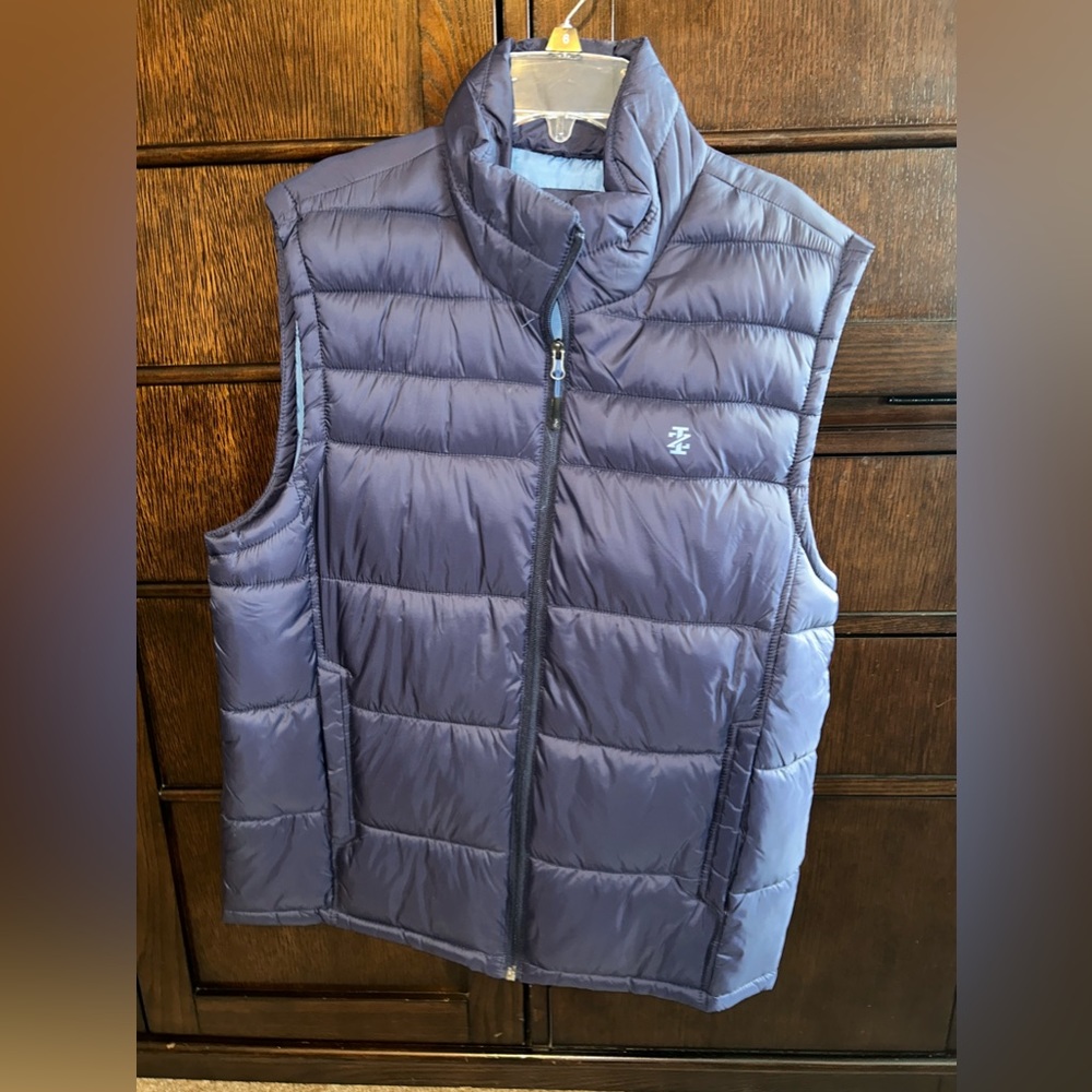 Izod puffer vest